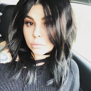 Meet your Posher, Vanessa